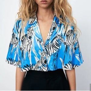 NWT Zara cropped print top blue zebra print crop blouse silk